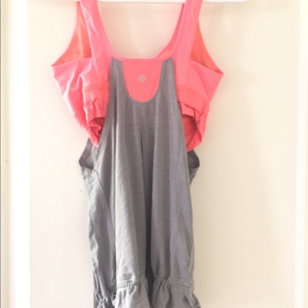 Lululemon tank